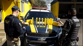 PRF e BM prendem traficante com 10 quilos de cocaÃ­na e crack em Santiago
